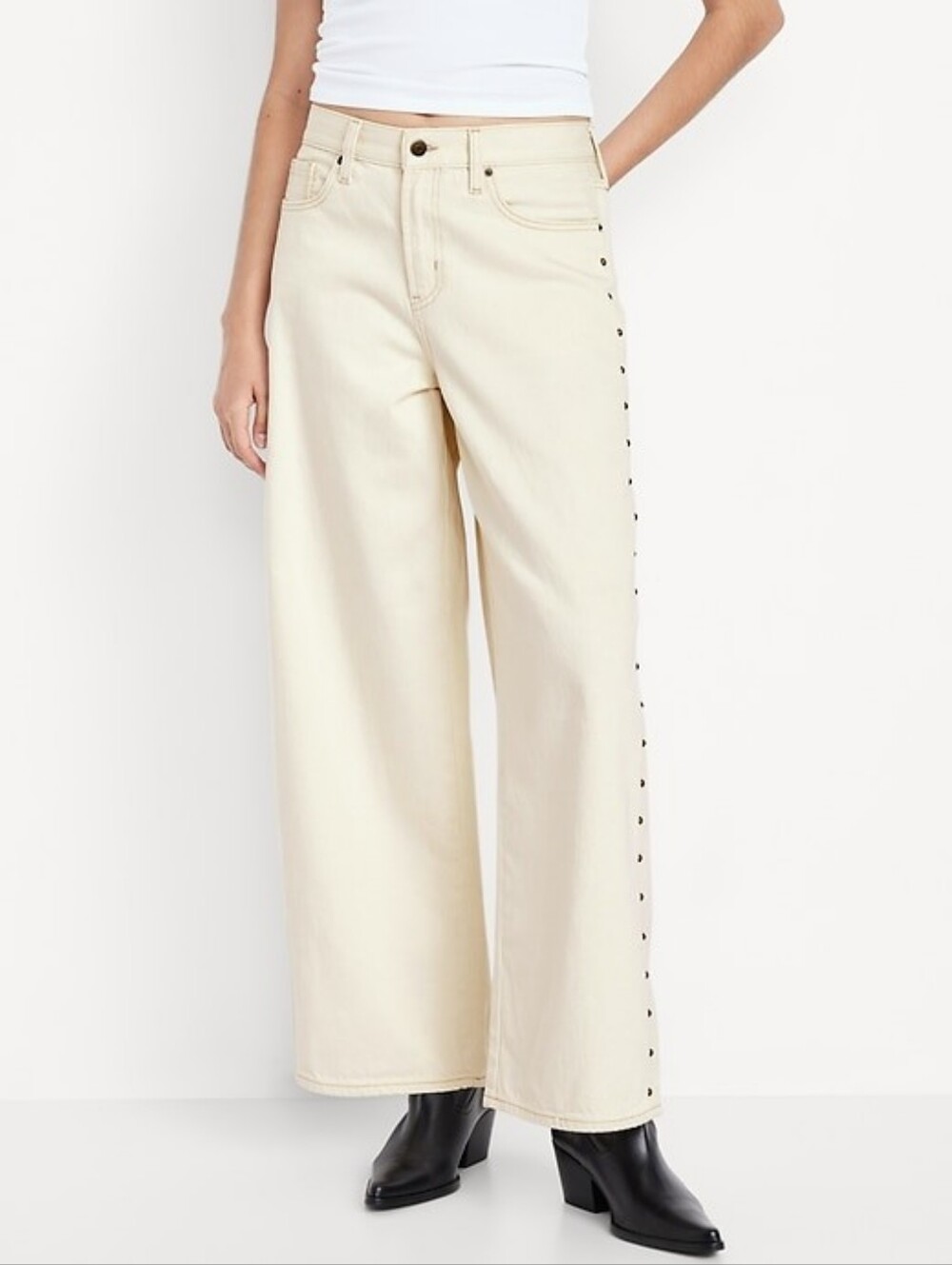 NWT Old Navy - Cream Baggy Wide Leg Studded Jeans